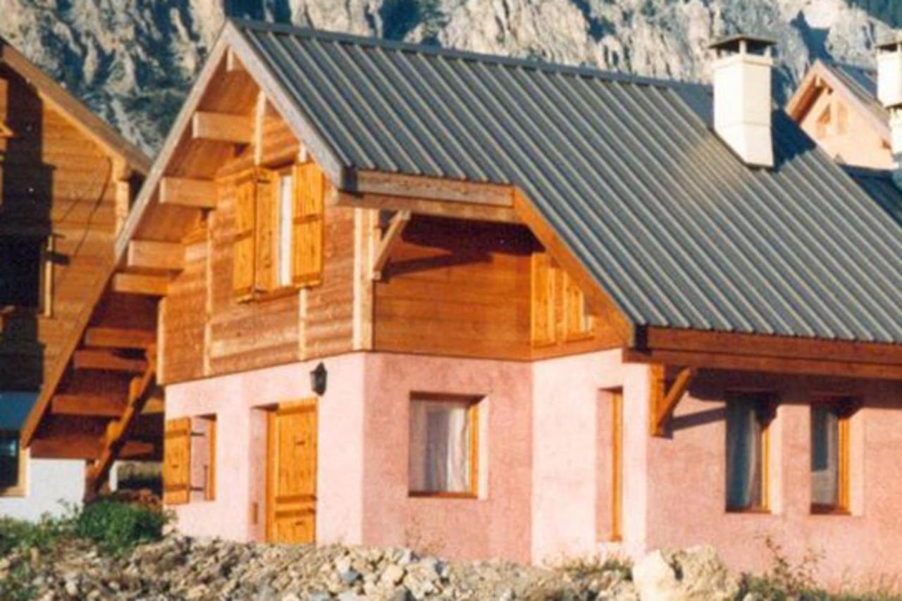 Chalet Le Melezin Hameau Des Chazals Nevache Hautes Alpes 外观 照片
